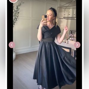 Black Medium Audrey Dress (IvyCity)